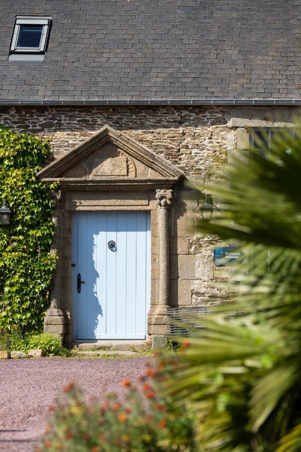 La Métairie du Vauhariot: Seaside Lodge with Heated Pool and Mont Saint-Michel View Cancale Exterior photo